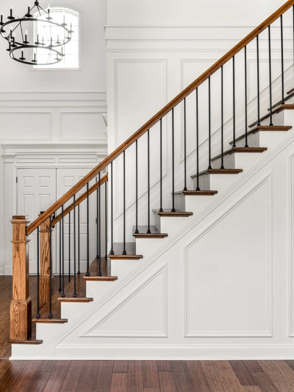 LIH-HOLPLA44 — Plain Bar 44" Iron Baluster (1/2" Square Hollow)